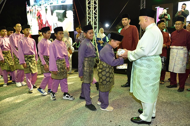 YAB MB Perak Meriahkan Majlis Riang Ria Aidilfitri GLC Negeri Perak : 3 Mei 2024