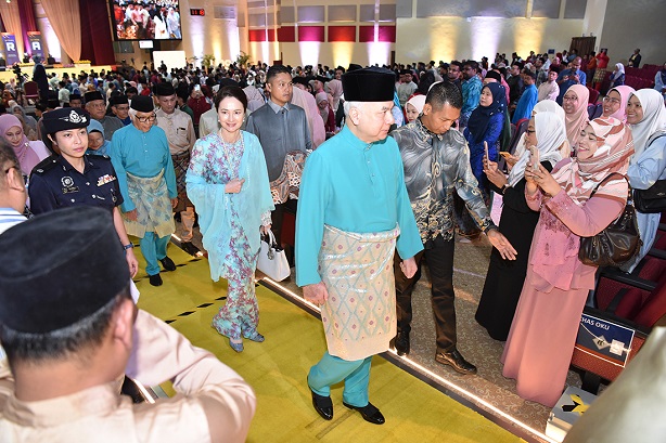 DYMM Paduka Seri Sultan Perak Darul Ridzuan Berkenan Berangkat Ke Majlis Peletakan Batu Asas Fasiliti Wakaf IPTTI Dan URCC Serta Sambutan Hari Raya UPSI 2024 : 24 April 2024